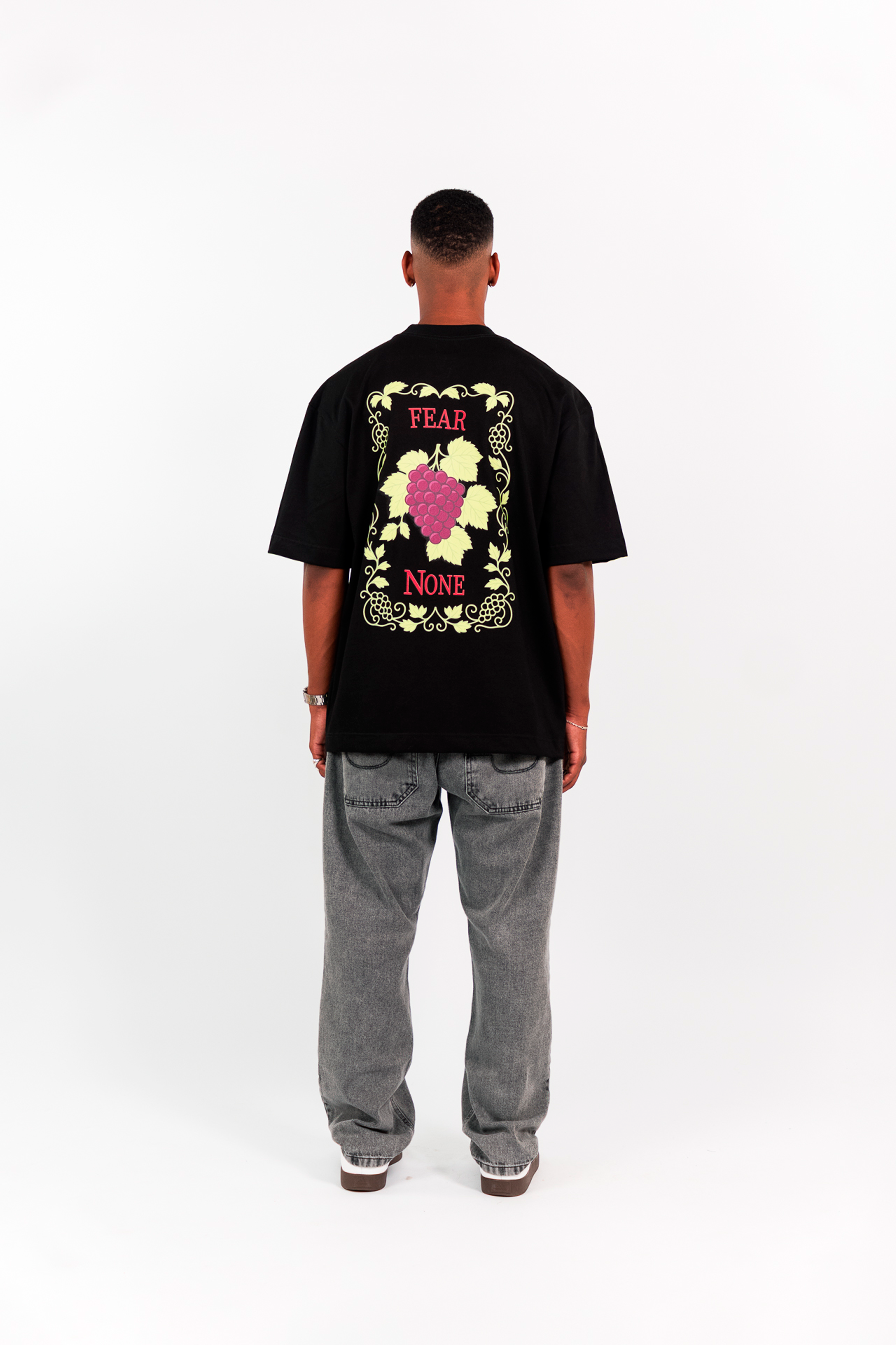 CAMISETA 'THE VINE' PRETA